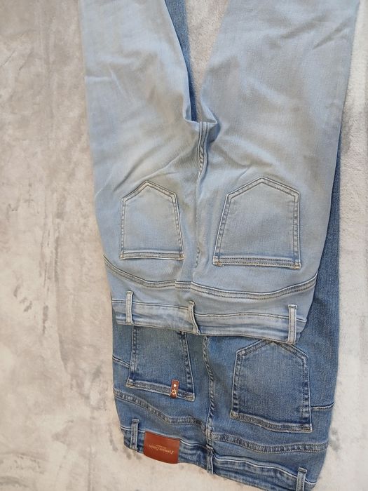 Дамски дънки ,размер М-L  -2 броя комплект