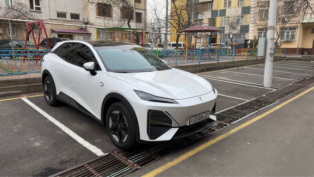 ТЎЛИҚ ЭЛЕКТР!!! Changan Deepal S07. СОТИЛАДИ. ЗАПАС ХОД:530км. Оқ ранг