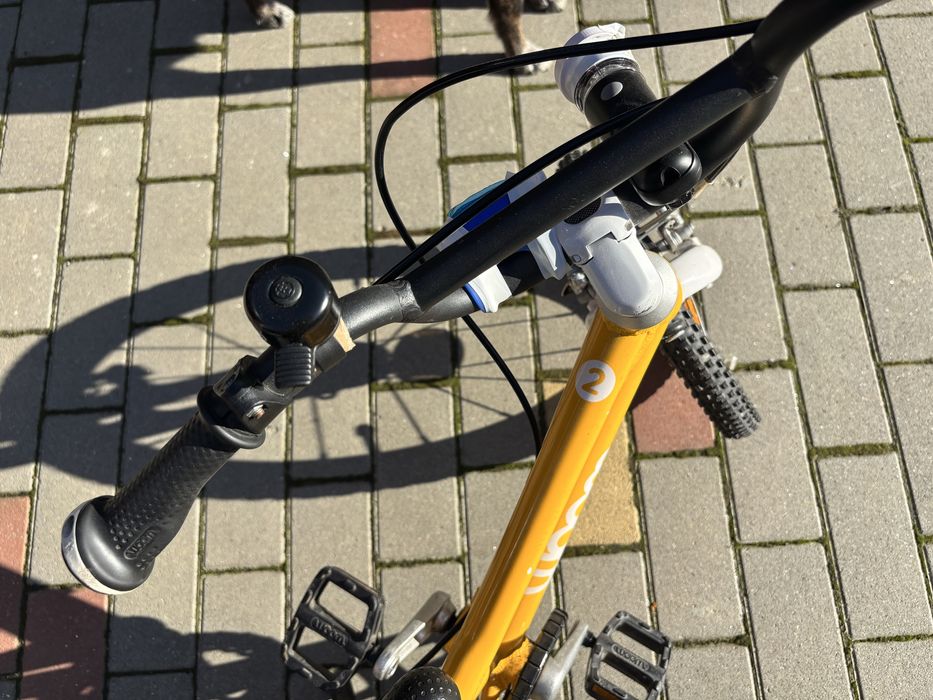 bicicleta copii galbena woom 2