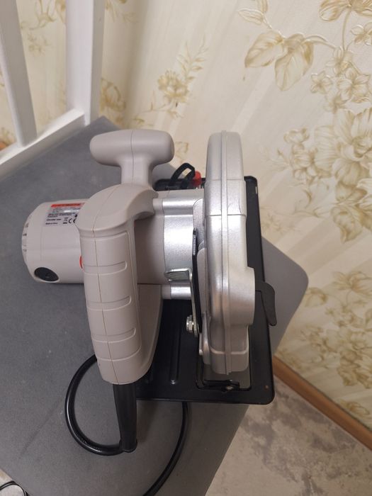 Дисковая пила crown ct15074