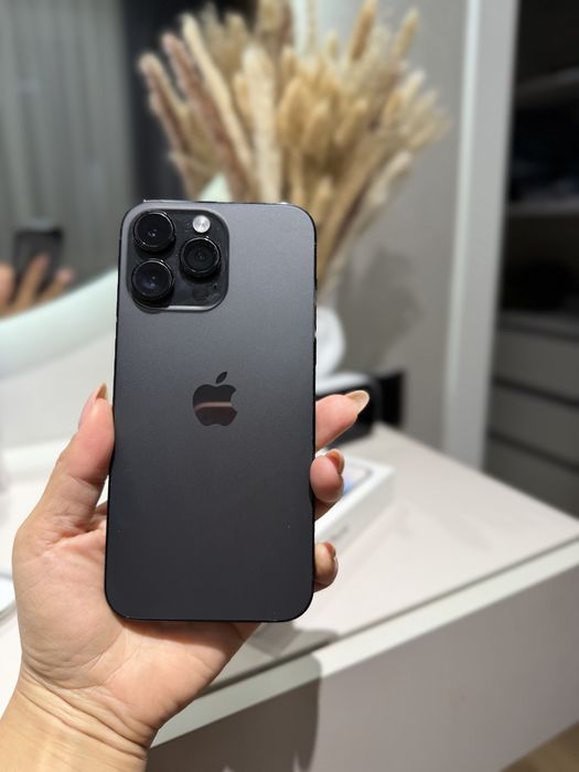 Продам айфон 14 про макс 256 гб