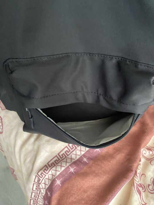Продам классический черный рюкзак!