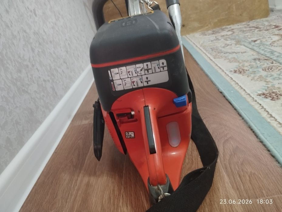 Бензиновый резчик Husqvarna Rescue