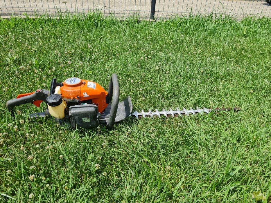 Motounealta tuns gard viu Husqvarna 226HD60S