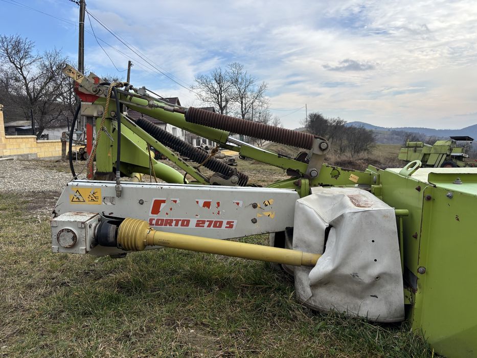 Claas corto 270s