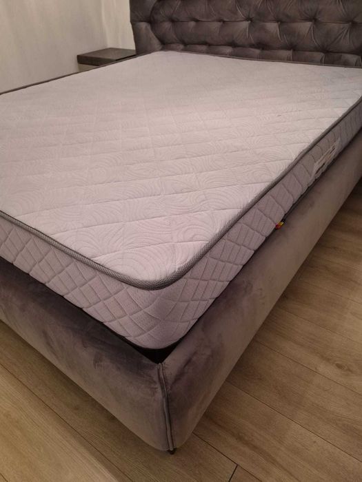 Pat tapitat nou 160x200 + saltea Mobexpert