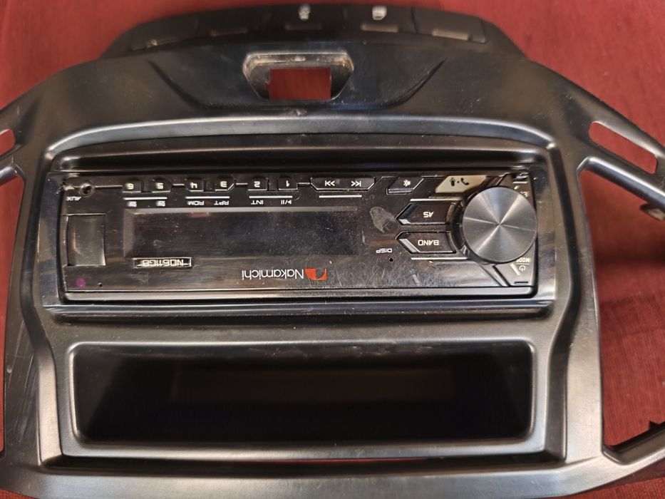 Продаю магнитолу