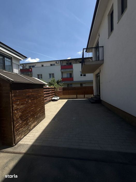 Duplex la cheie zona Sesul de Sus ,strada privata cu bariera .