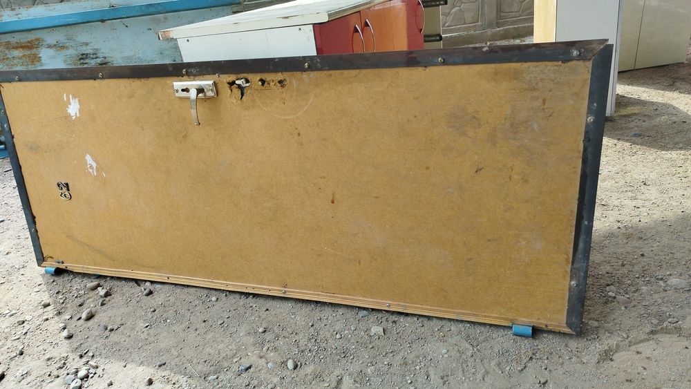 2 Железных  дверей  Б/у