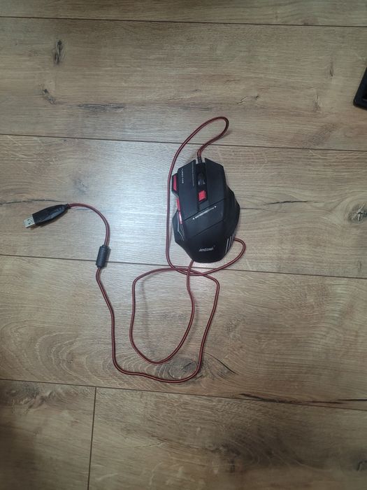 Vând mouse gaming Andowl