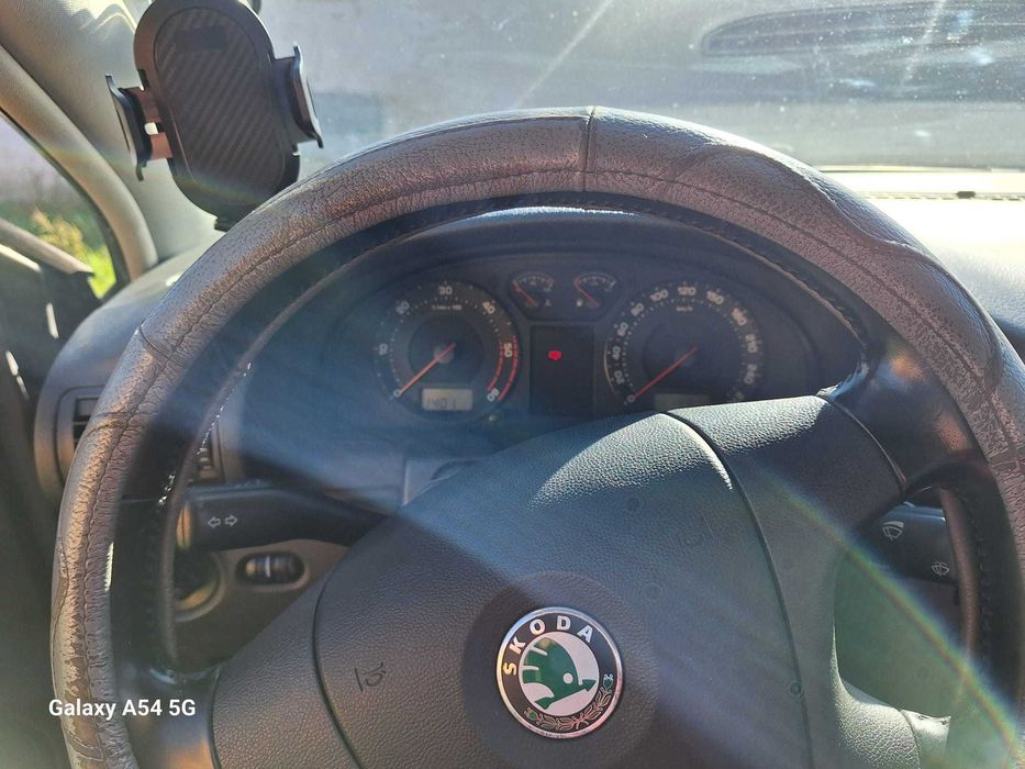 Unic propietar,vand SKODA SUPERB din 2006.