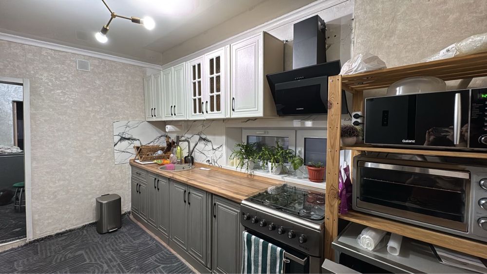 Продам кухонный гарнитур