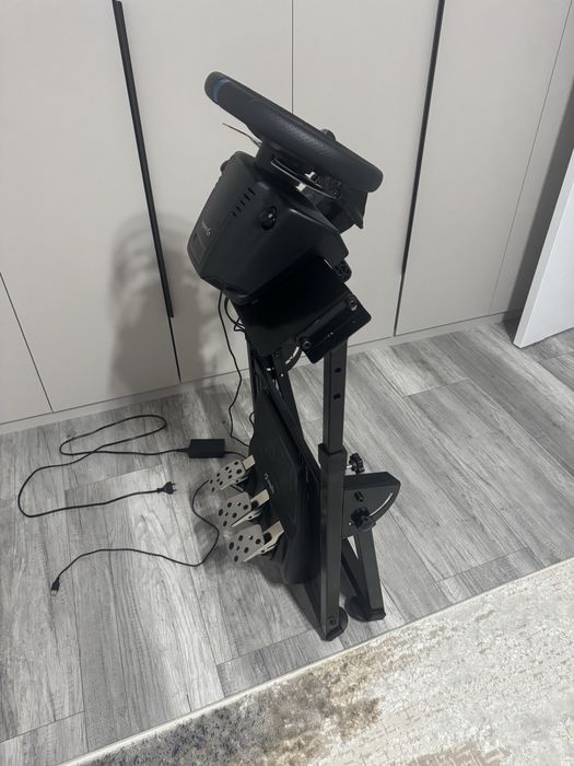 Volan Logitech G29 + schimbator + suport complet