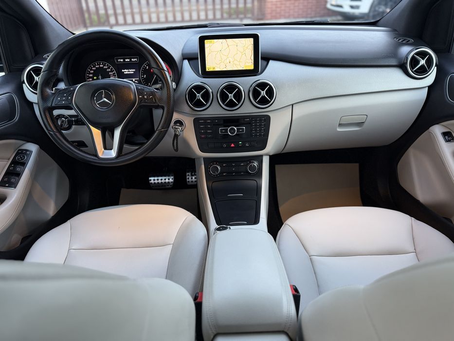 Vand Mercedes B-class An 2012 Motor 1.8 Diesel