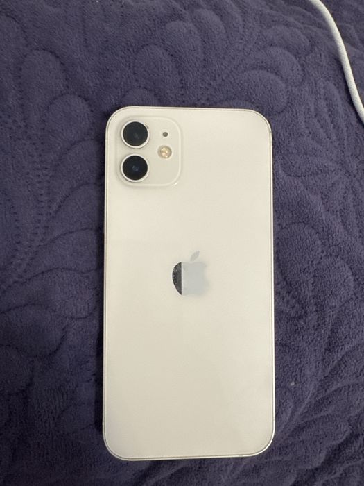 Айфон  12 128 гб