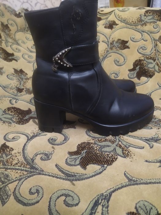 Полусапожки демисезонные.