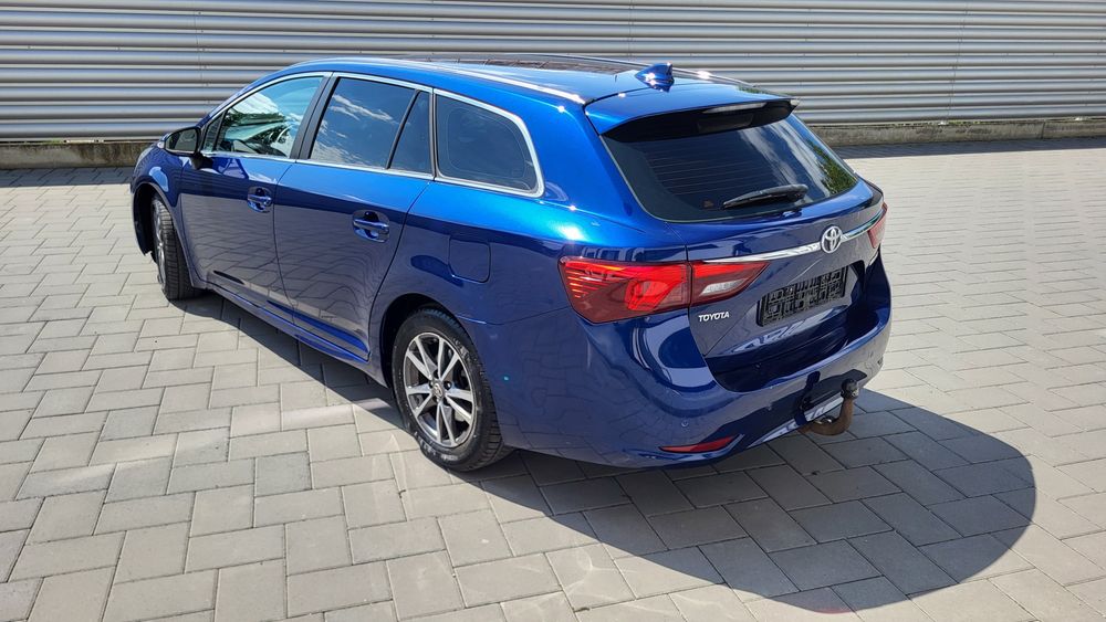 TOYOTA Avensis 2016 — imagine 4