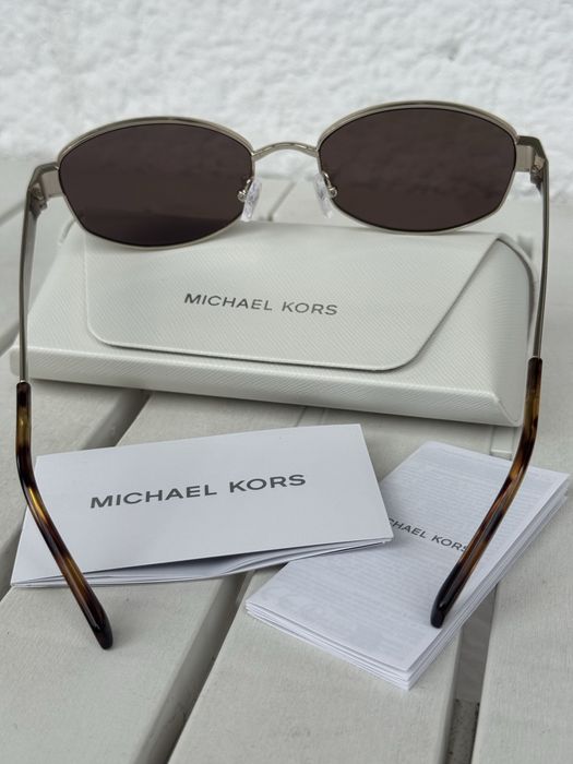 Нови очила Michael Kors