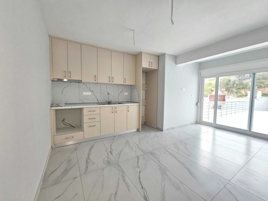 ПРОДАВА СЕ апартамент 62 кв.м. в НЕА ПЕРАМО Кавала (код 8361)