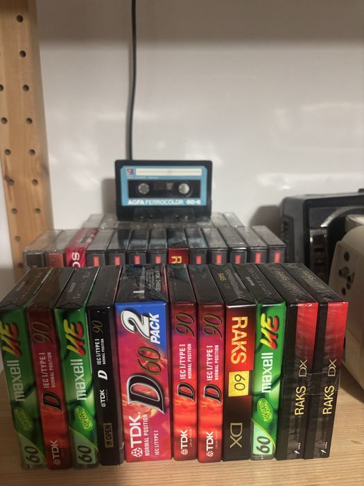 Casete audio noi si inregistrate