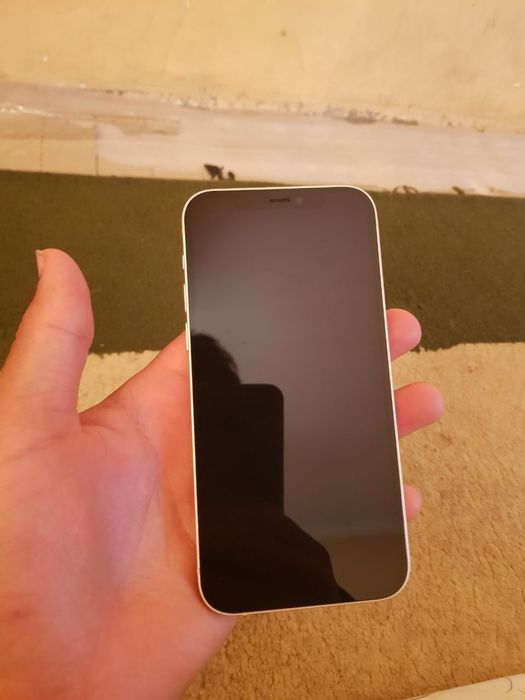 Iphone 12 holatchasi ideal