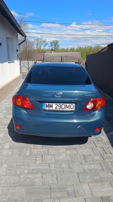 Vând Toyota Corolla