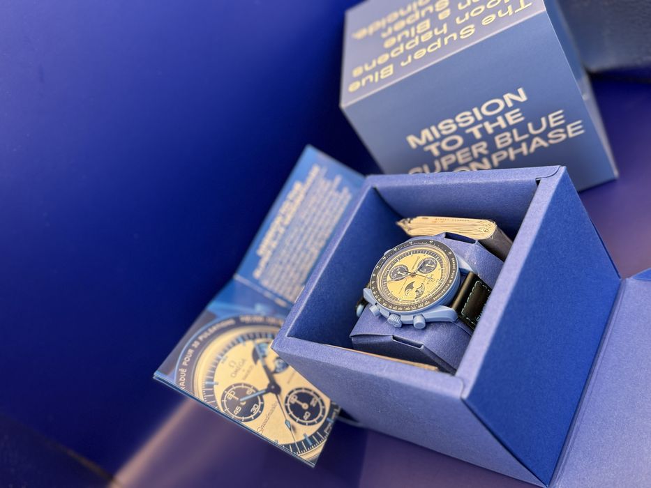 Swatch x Omega “MoonSwatch”Mission to the Super Blue Moonphase