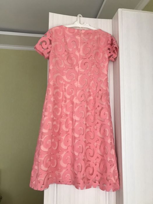 Платье НОВОЕ (XS) на девочку