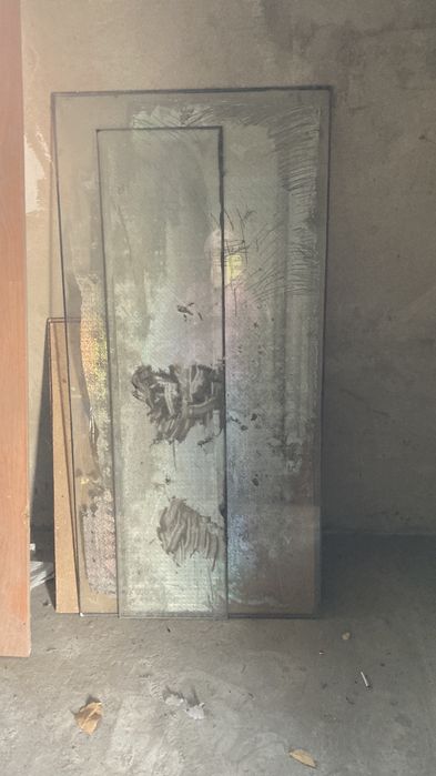 Продам остаток стекло