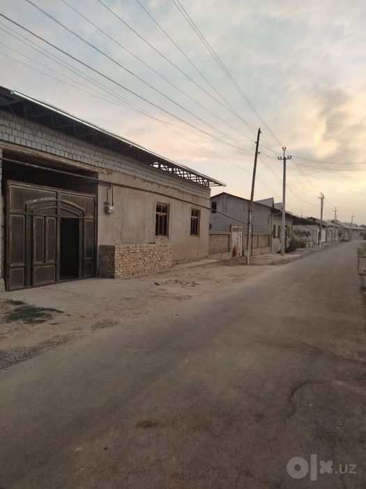 Hovli sotiladi shoshilinch YANGIYOLDA