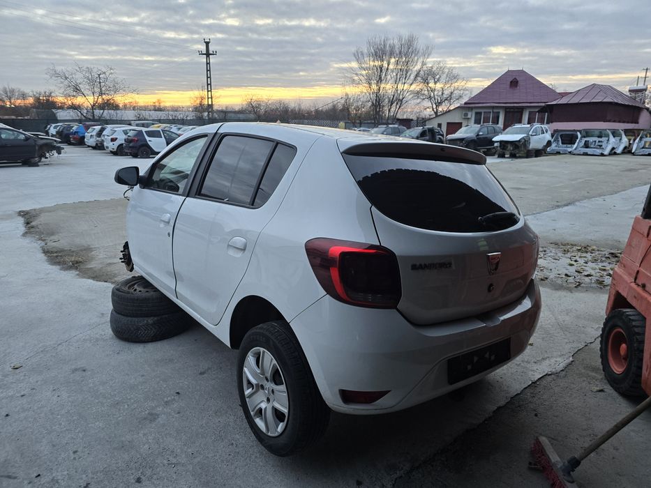 Dezmembrari Piese dacia Sandero 2018 alb 1.0 benzina