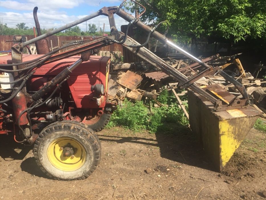 Продам трактор Т-25