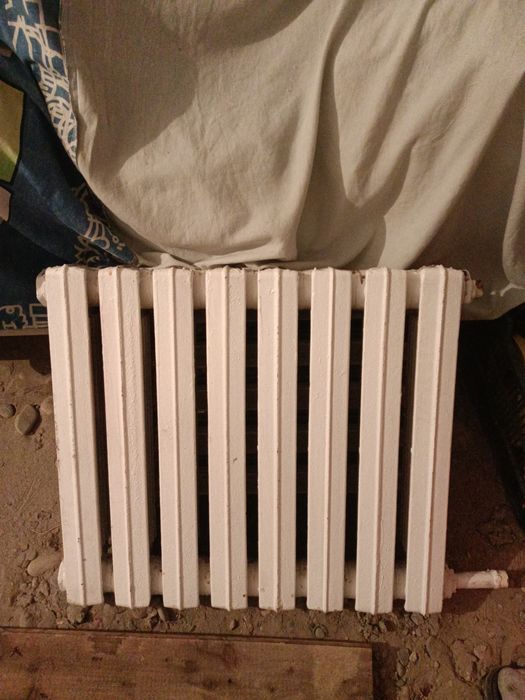 Продам батерии чугунный бу