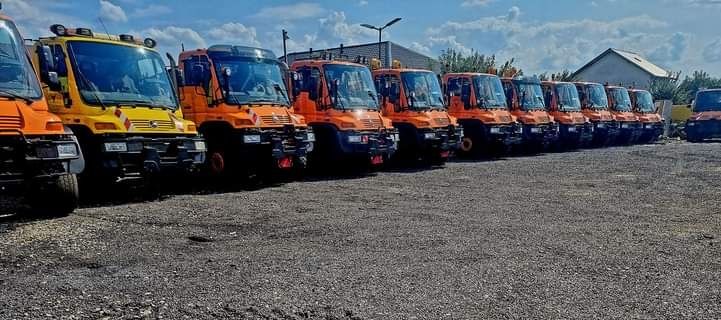UNIMOG U500 U400 U300 4X4