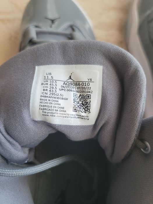 Jordan Max Aura Cool Grey