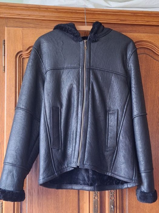 Geaca din piele de lama si blana naturala  M