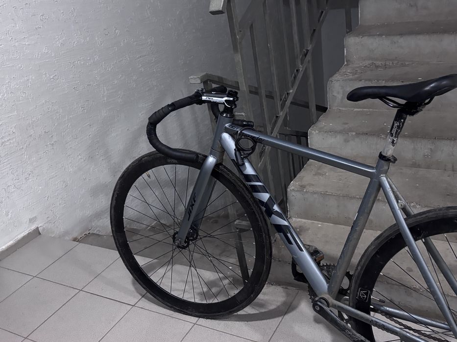 продаю фикс за 47000 тг есть хороший торг