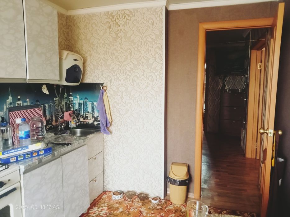 Продается 4 комнатная квартира