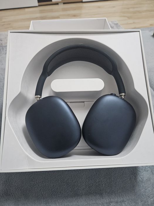Apple Airpods max