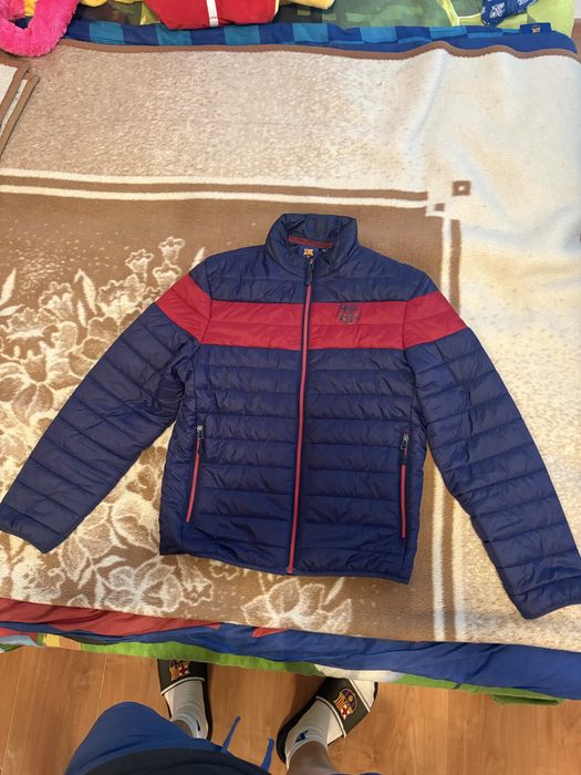 Яке на FC Barcelona