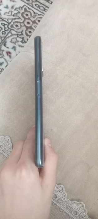 Продам телефон рабочий торг