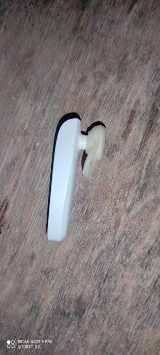 Bluetooth наушник