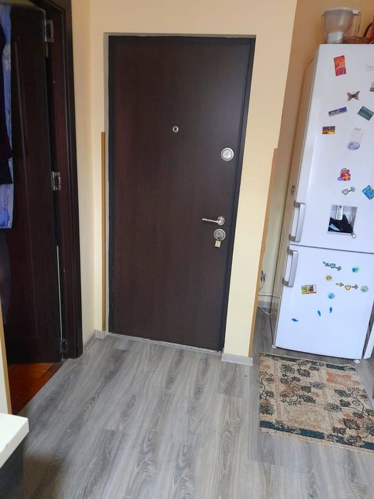 Inchiriat ap 3 camere Independentei etaj 1