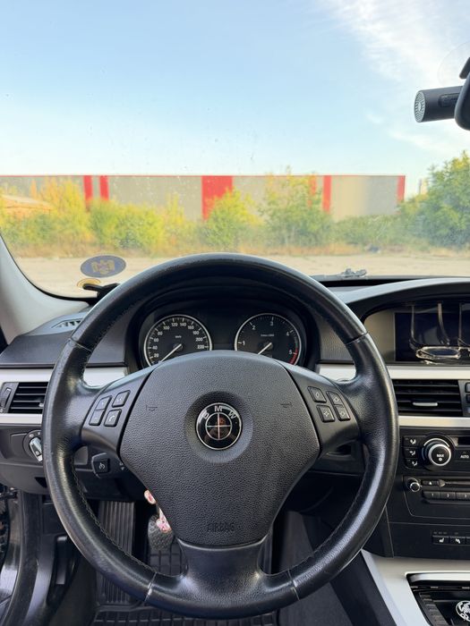 BMW Seria 3 2009 — imagine 5