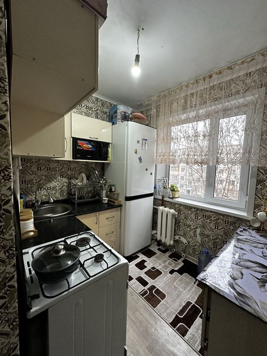 Продается 2 комнатня квартира