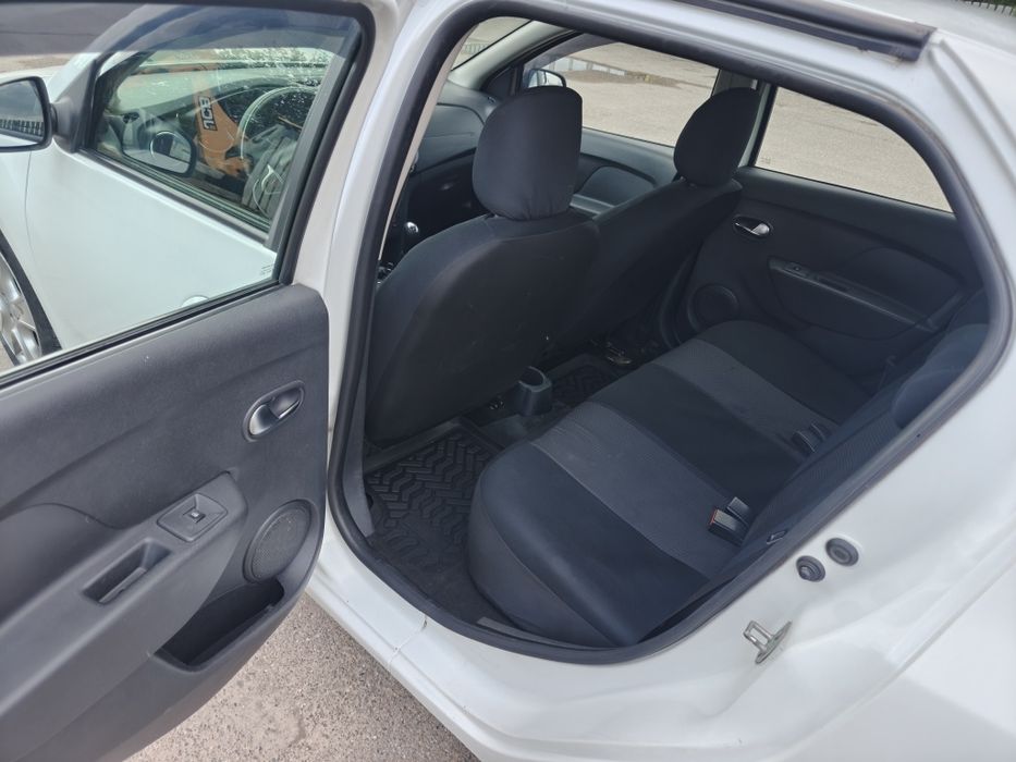 Dacia Logan 1.0 Sce