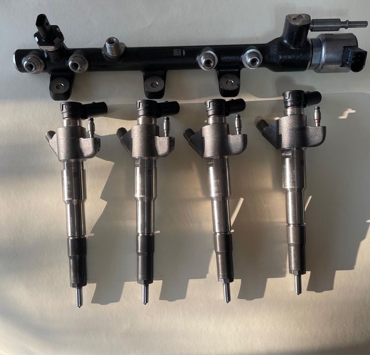 Injectoare Renault Master 2022.  166009567R