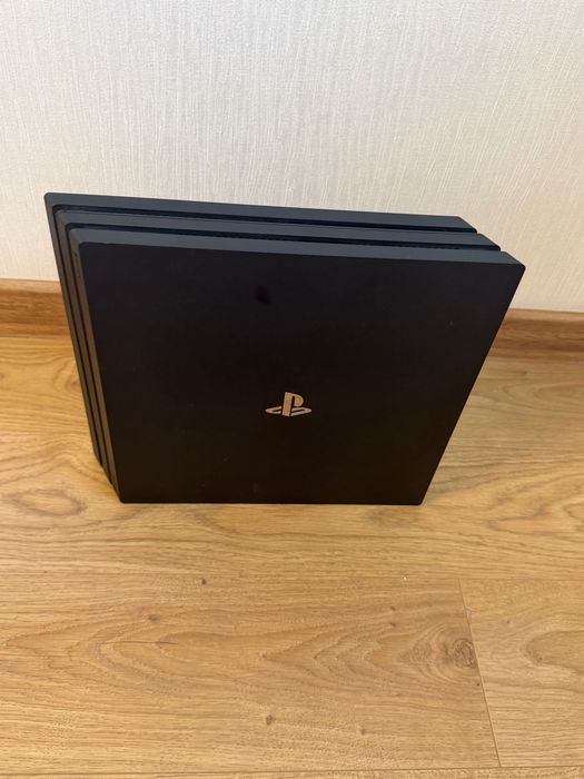 Полный комплект Приставка PlayStation4 (PS4) креслом, рулем и педалями