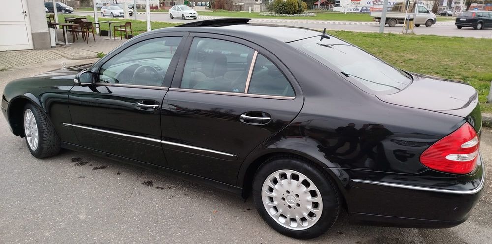 MERCEDES-BENZ E-Class 2005 — imagine 5