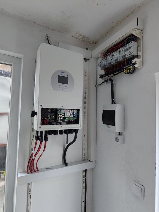 Montez Stații de incarcare electrice, și Invertoare Hibrid